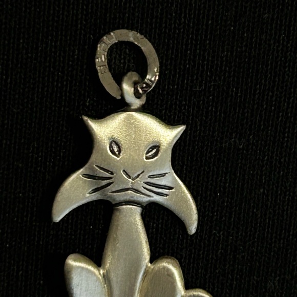 Vintage Sterling Silver Beau Cat Pendant - Picture 6 of 9